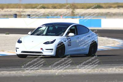 media/Nov-08-2025-Speed Ventures (Sat) [[1c7a6332f5]]/TC B/Session 3 (Turn 1)/